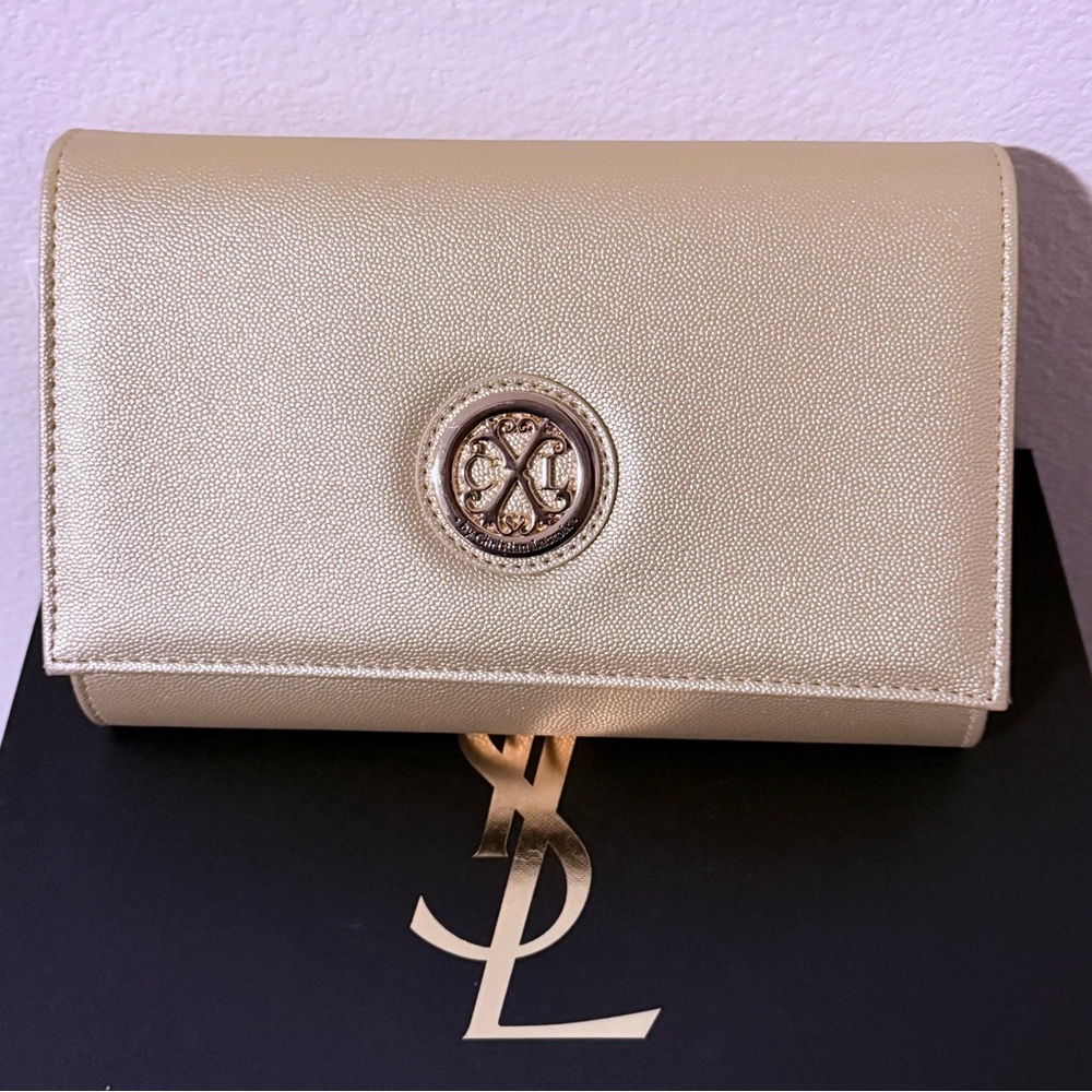 Christian Lacroix-Clutch w/Detachable